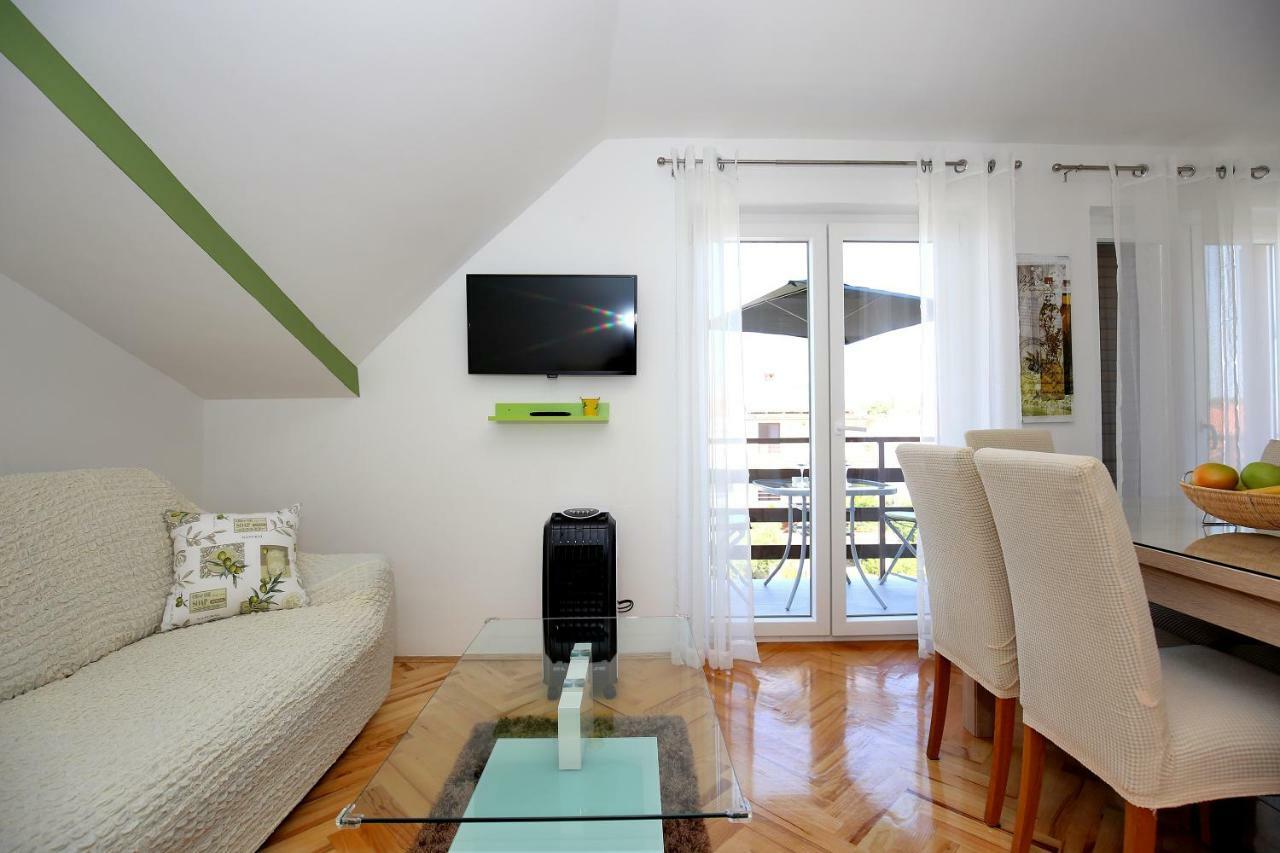 Apartments Mara Zadar Bagian luar foto