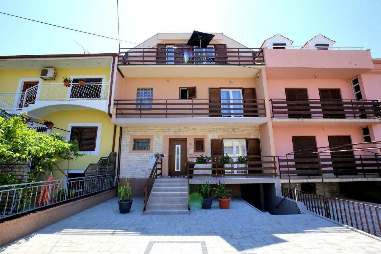 Apartments Mara Zadar Bagian luar foto
