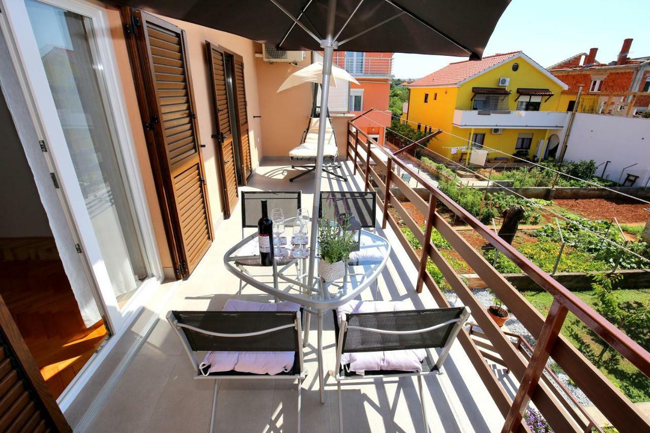 Apartments Mara Zadar Bagian luar foto
